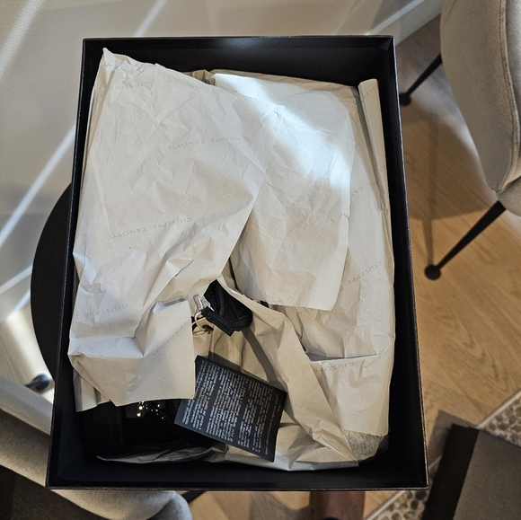 Brand New Giuseppe Zanotti Men Sneaker. US Size  13.5. EU: 47 - Picture 7 of 8